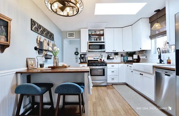 $350,000 | 503 East Lake Avenue, Round Lake Beach, IL 60073