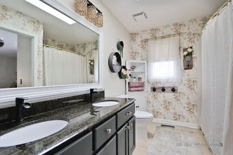 $350,000 | 503 East Lake Avenue, Round Lake Beach, IL 60073