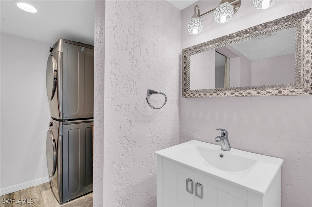 188 Lake Point Lane, Unit 7B Naples, FL 34112 - Photo 9 of 25
