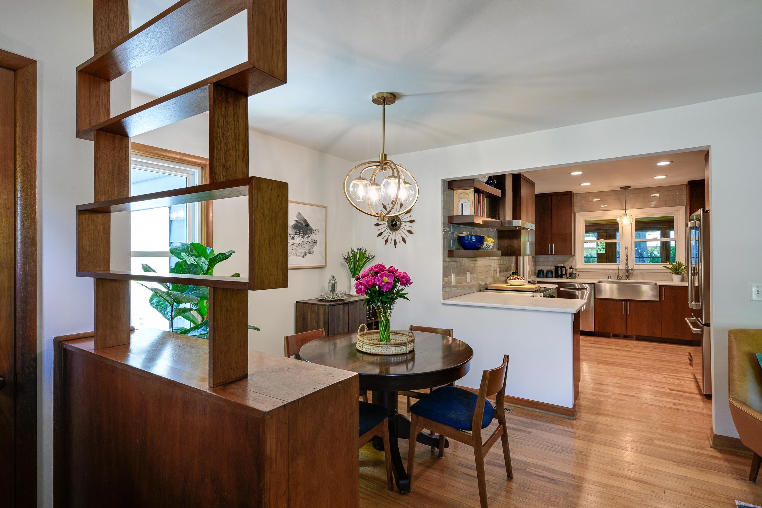 526 Woodside Terrace Madison, WI 53711 - Photo 5 of 66