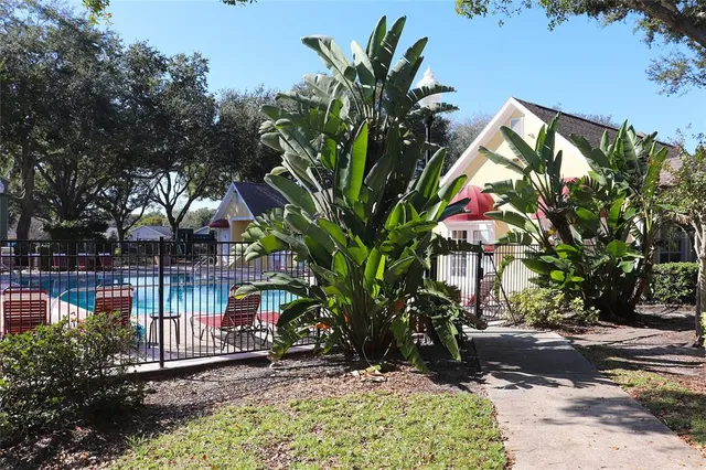 $1,725 | 2035 Dixie Belle Drive, Unit 2035C, Orlando, FL 32812