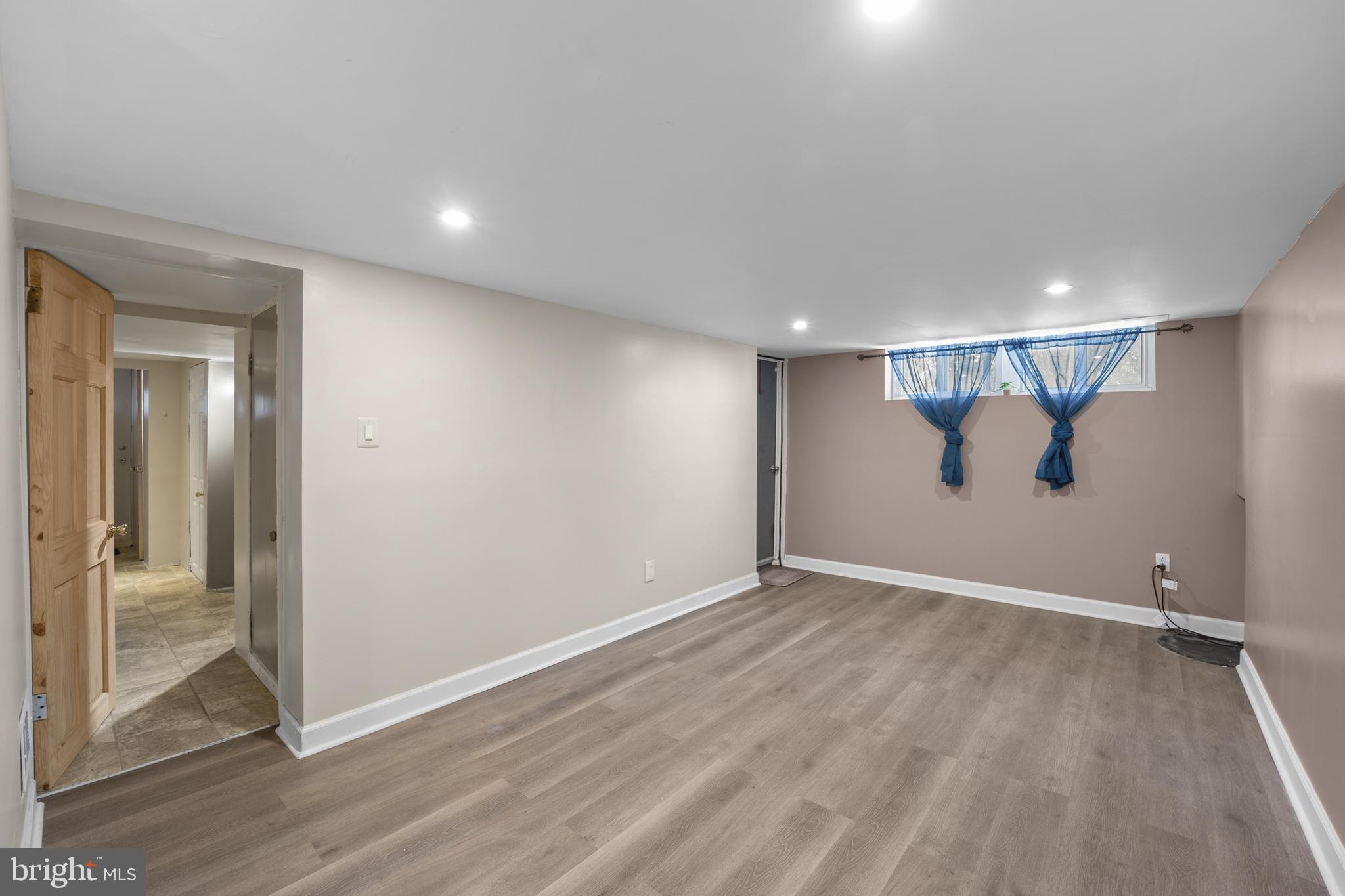 816 Laurel Road Yeadon, PA 19050 - Photo 27 of 35