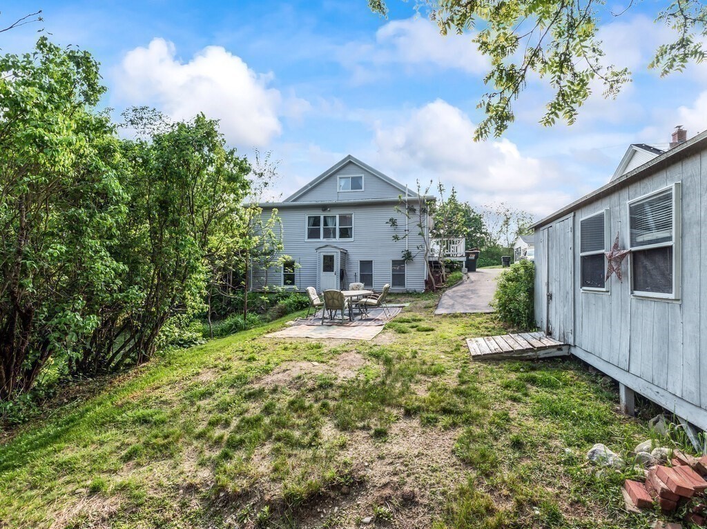 5 Crosby Street Webster, MA 01570 - Photo 26 of 31