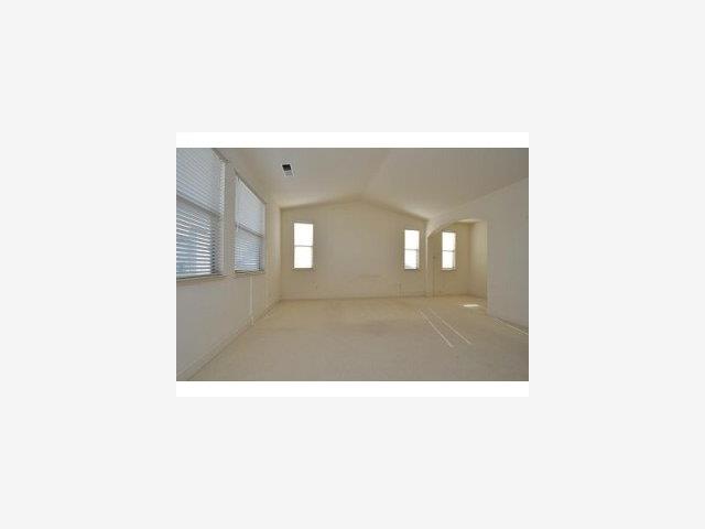 3009 Fowler Road San Jose, CA 95135 - Photo 7 of 9 Gallery Image 7