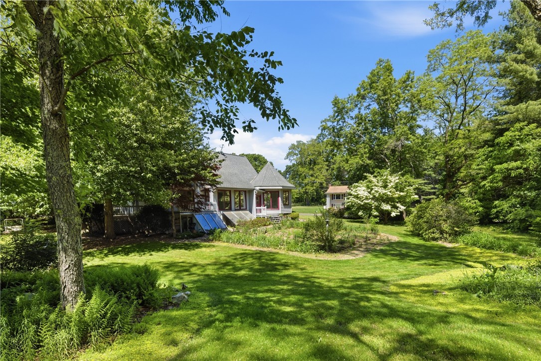 32 Briarwood Road Lincoln, RI 02865 - Photo 37 of 44