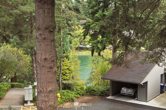 $145,600 | 6268 137th Place Northeast, Unit 242, Redmond, WA 98052