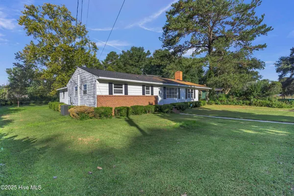 $179,000 | 414 South Wilson Street, Chadbourn, NC 28431