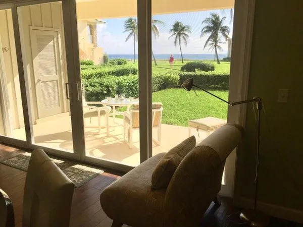$10,500 | 2103 South Ocean Boulevard, Unit 3A, Delray Beach, FL 33483