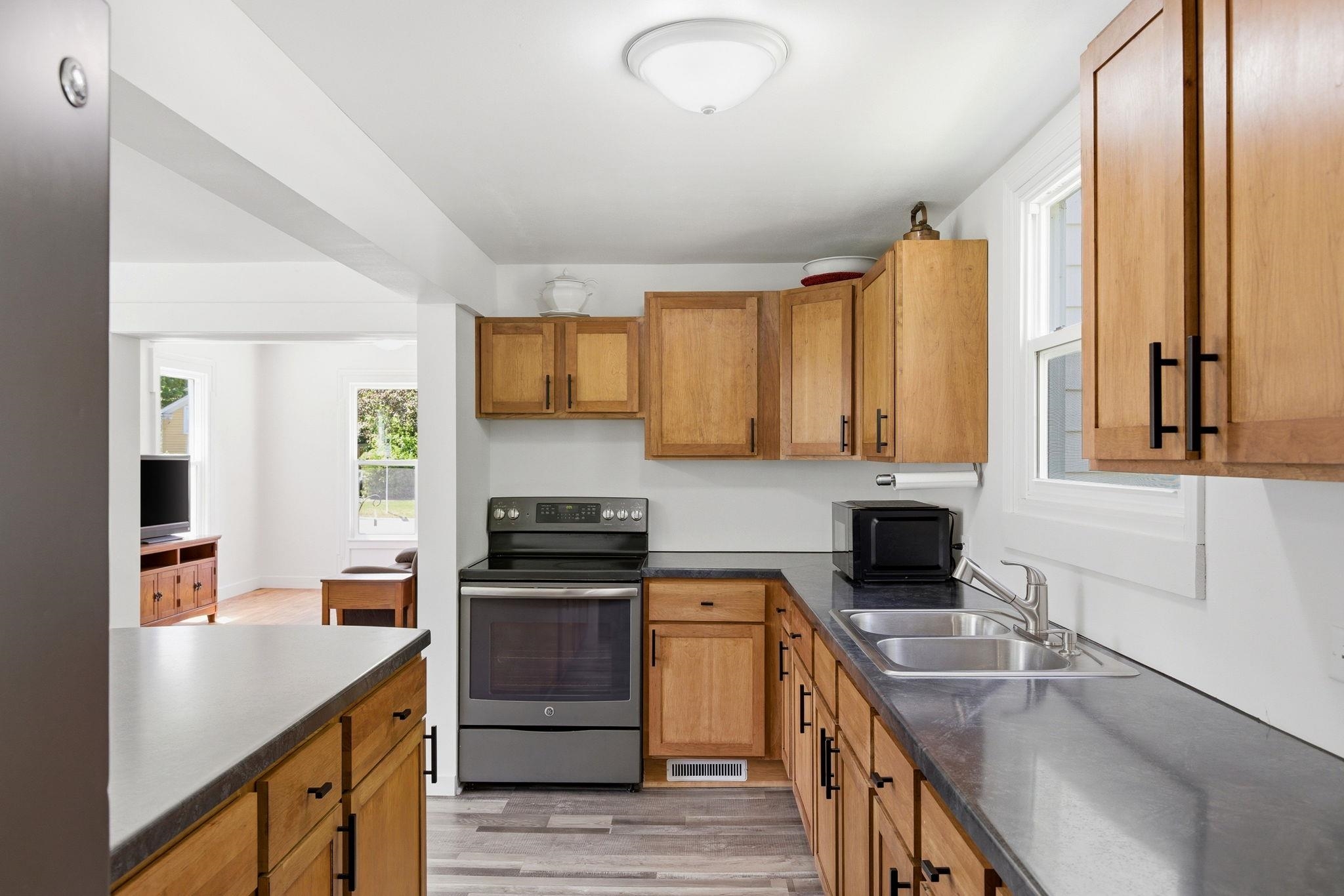 121 North 5th Street Delavan, WI 53115 - Photo 15 of 42