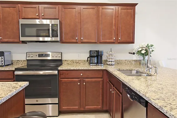 $3,400 | 16904 Vardon Terrace, Unit 204, Bradenton, FL 34211