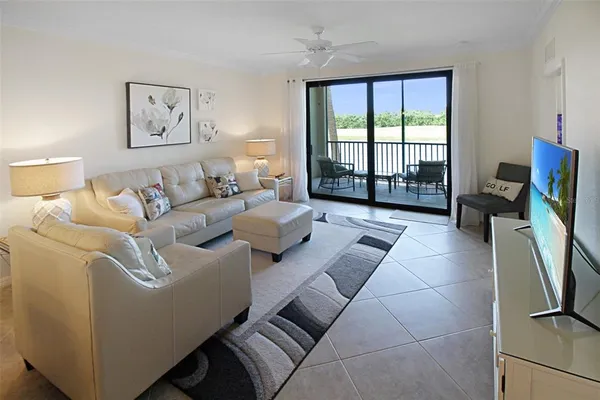 $3,400 | 16904 Vardon Terrace, Unit 204, Bradenton, FL 34211