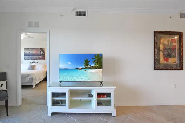 $3,400 | 16904 Vardon Terrace, Unit 204, Bradenton, FL 34211