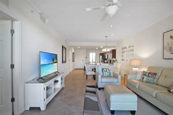 $3,400 | 16904 Vardon Terrace, Unit 204, Bradenton, FL 34211