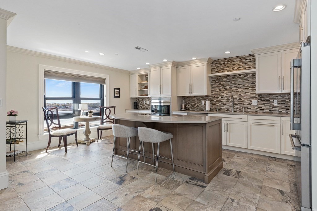 1 Seal Harbor Road, Unit 705 Winthrop, MA 02152 - Photo 2 of 37