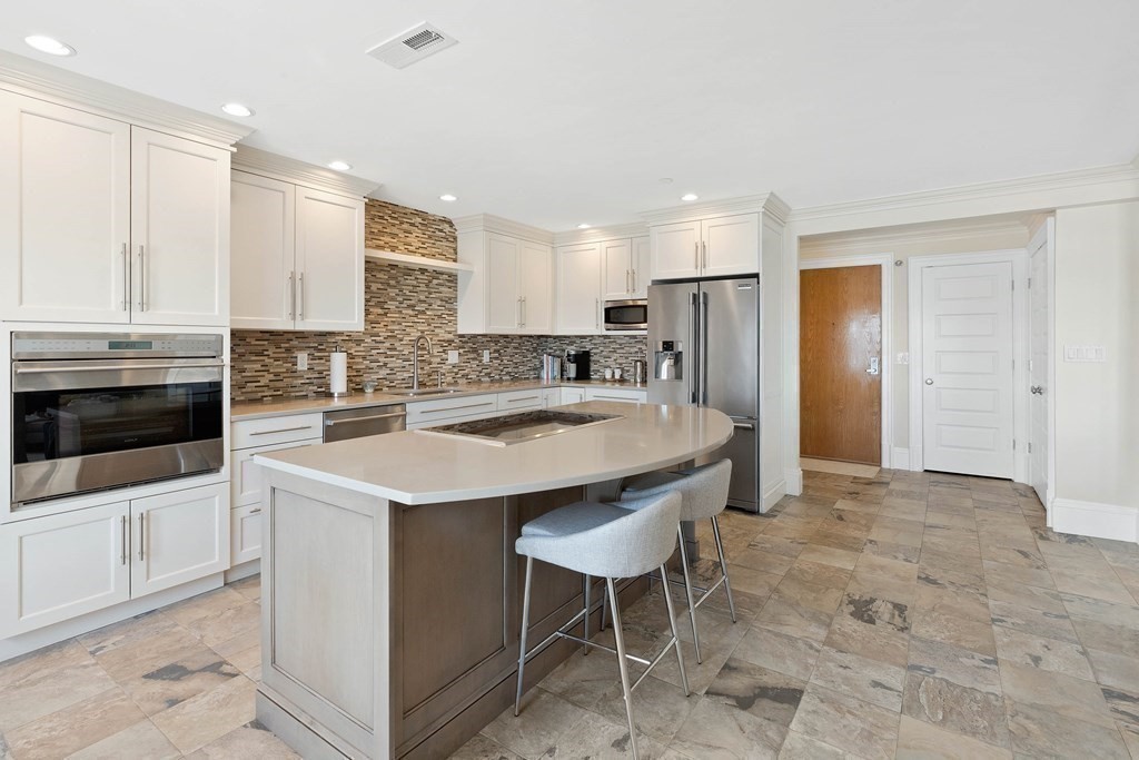 1 Seal Harbor Road, Unit 705 Winthrop, MA 02152 - Photo 3 of 37
