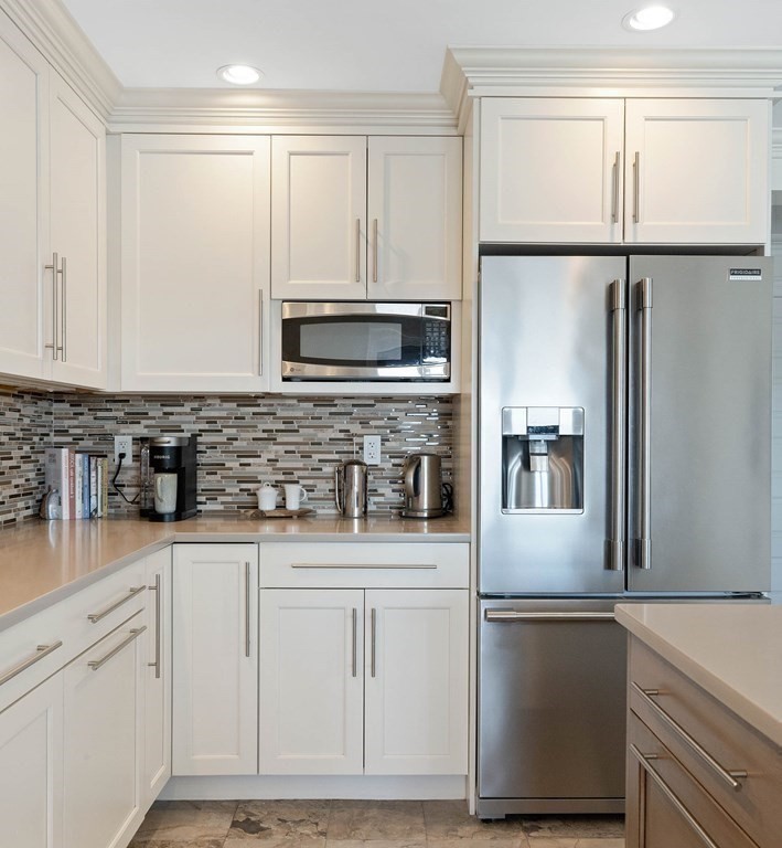 1 Seal Harbor Road, Unit 705 Winthrop, MA 02152 - Photo 7 of 37