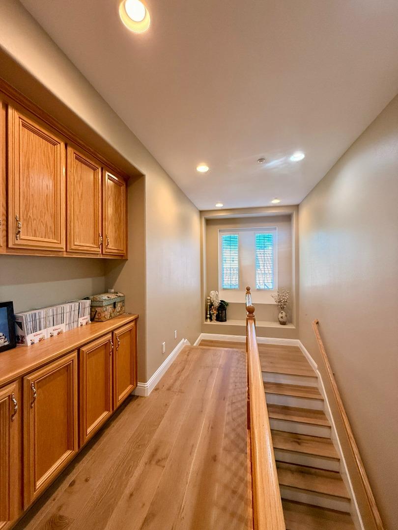 Eagle Ridge Drive Gilroy, CA 95020 - Photo 5 of 15