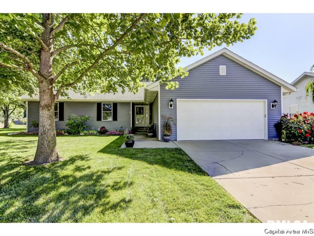 208 Appomattox Drive Springfield, IL 62711 - Photo 1 of 28