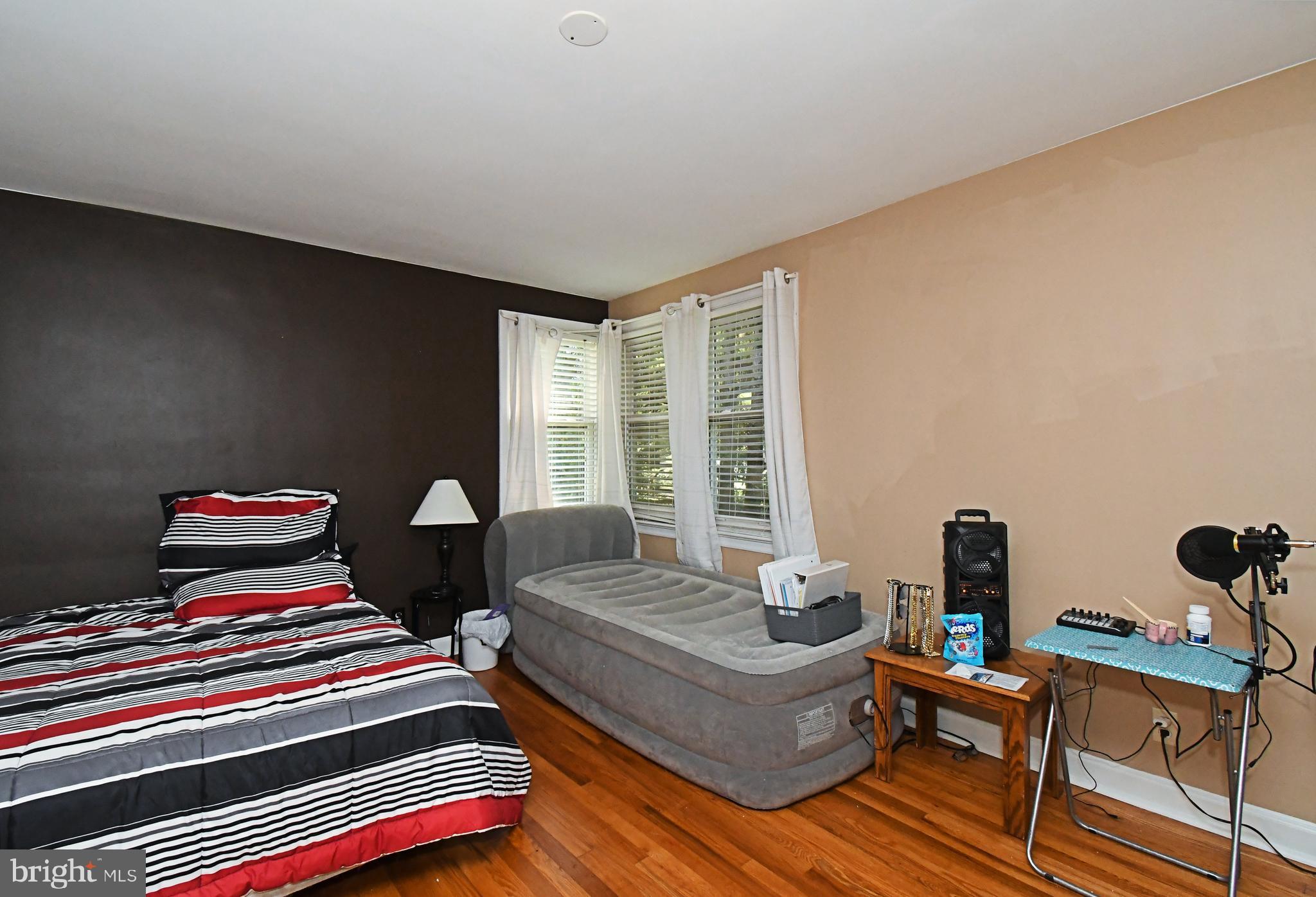 551 Walter Road Warminster, PA 18974 - Photo 25 of 45 3rd Bedroom