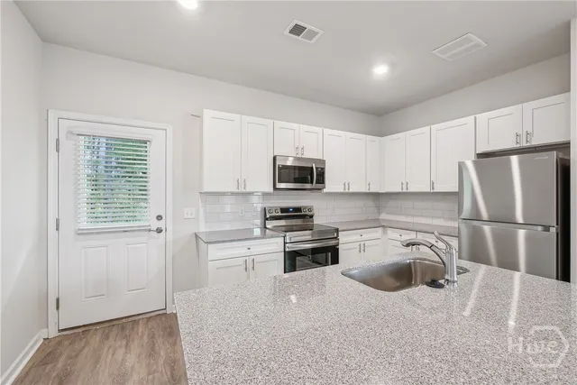 $2,187 | 201 Powers Pass, Unit POPPY, Bloomingdale, GA 31302