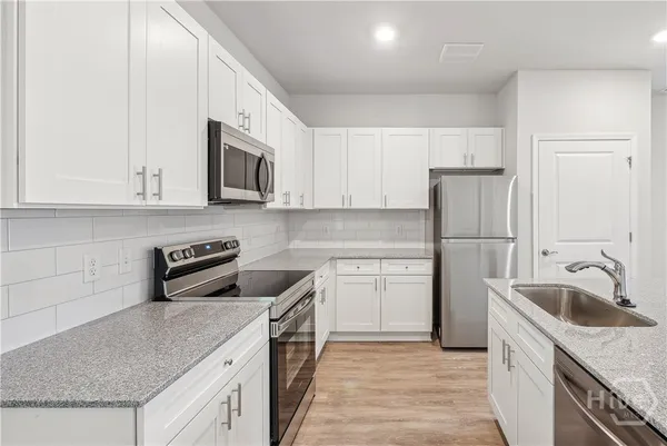 $2,188 | 201 Powers Pass, Unit POPPY, Bloomingdale, GA 31302