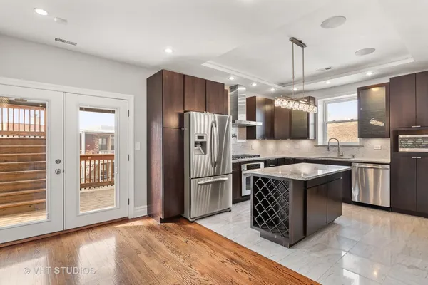 $4,000 | 4632 North Kenmore Avenue, Unit 3, Chicago, IL 60640