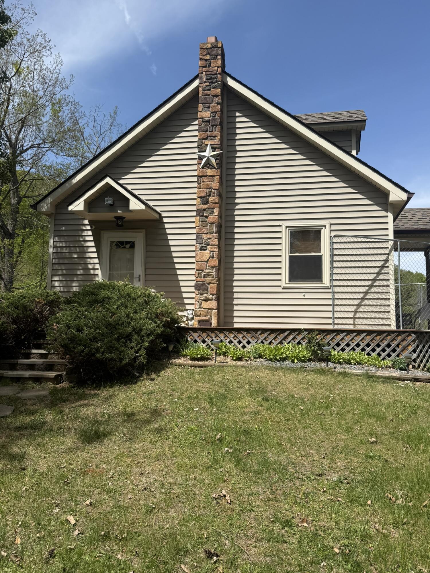 7150 Mill Branch Road Covington, VA 24426 - Photo 4 of 29 IMG_1619