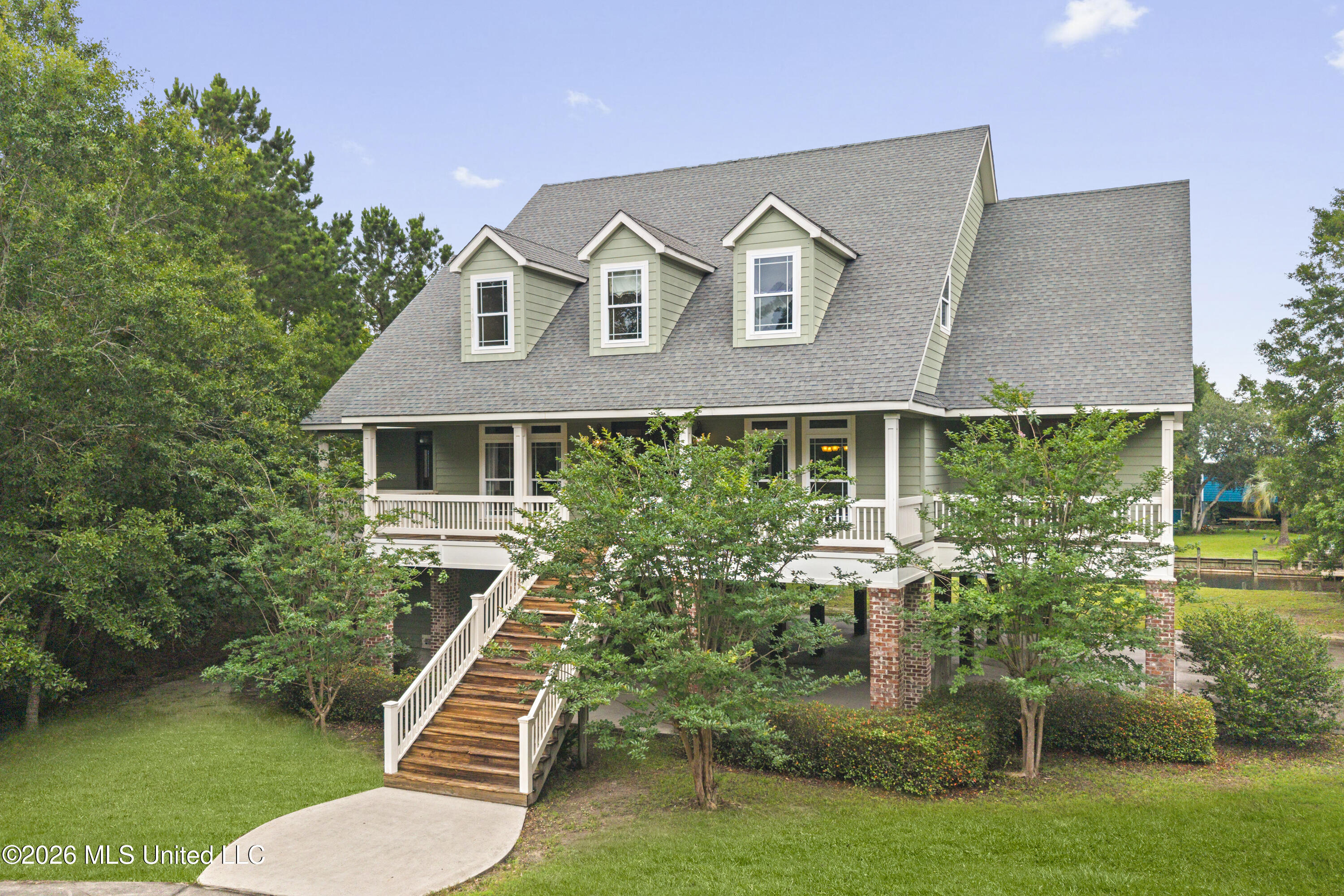 10051 Cain Road Bay St. Louis, MS 39520 - Photo 9 of 92 00003