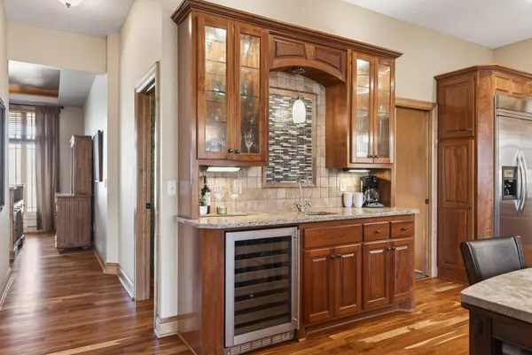 $1,250,000 | 9951 Vagabond Court North, Maple Grove, MN 55311
