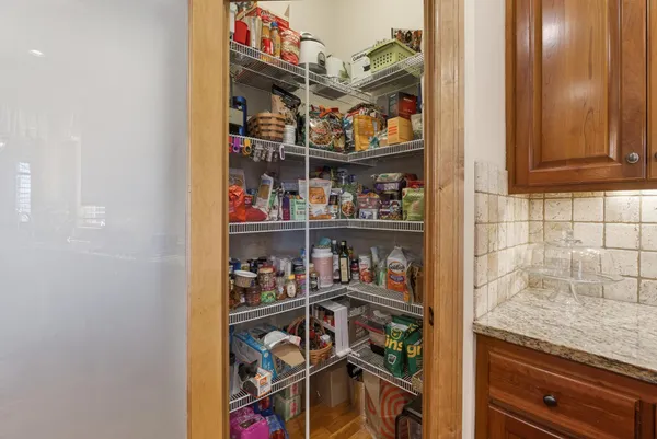 $1,250,000 | 9951 Vagabond Court North, Maple Grove, MN 55311
