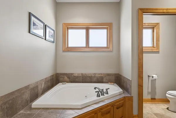 $1,250,000 | 9951 Vagabond Court North, Maple Grove, MN 55311