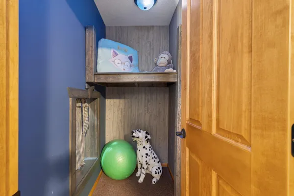 $1,250,000 | 9951 Vagabond Court North, Maple Grove, MN 55311