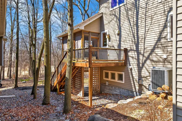 $1,250,000 | 9951 Vagabond Court North, Maple Grove, MN 55311