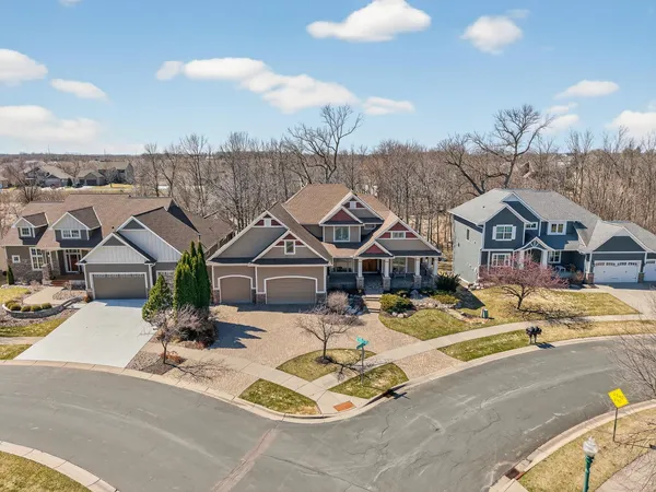 $1,250,000 | 9951 Vagabond Court North, Maple Grove, MN 55311