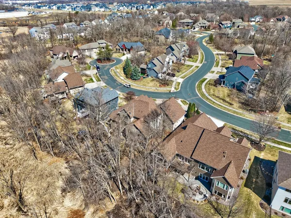 $1,250,000 | 9951 Vagabond Court North, Maple Grove, MN 55311