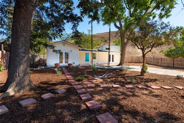 $949,000 | 10416 Clybourn Avenue, Shadow Hills, CA 91040