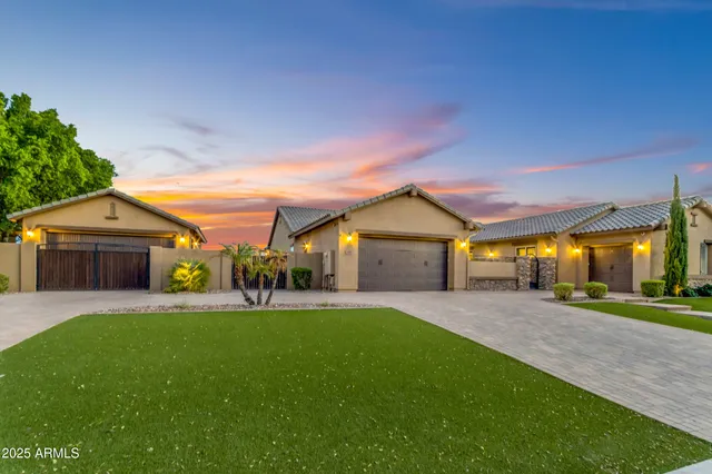 $1,400,000 | 6961 East Ivyglen Street, Mesa, AZ 85207