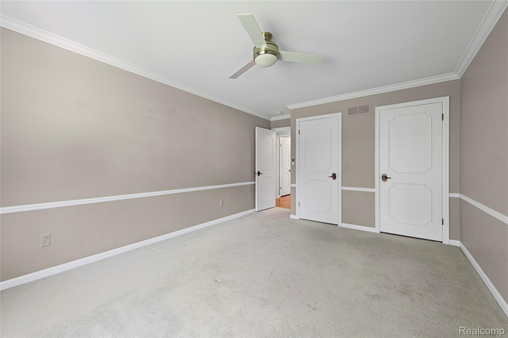739 Ballantyne Road Grosse Pointe, MI 48236 - Photo 22 of 40
