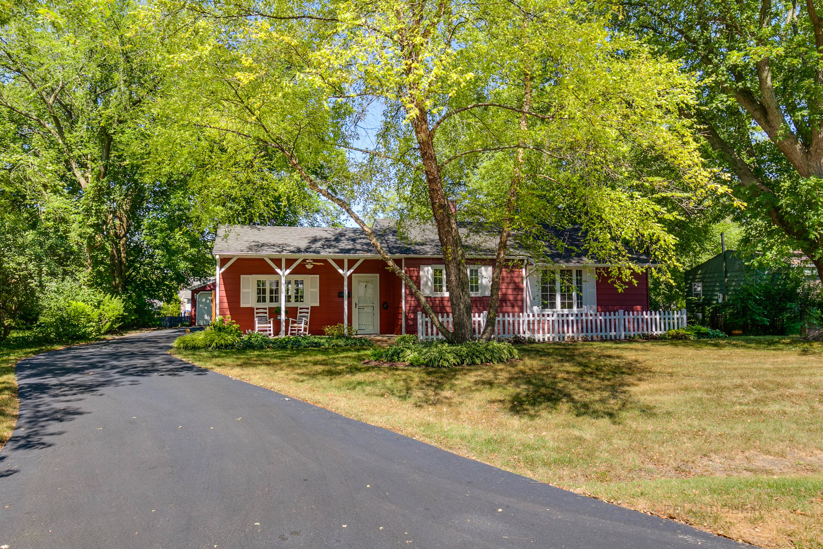 38 Golfview Road Lake Zurich, IL 60047 - Photo 2 of 27 a view of a house with a yard