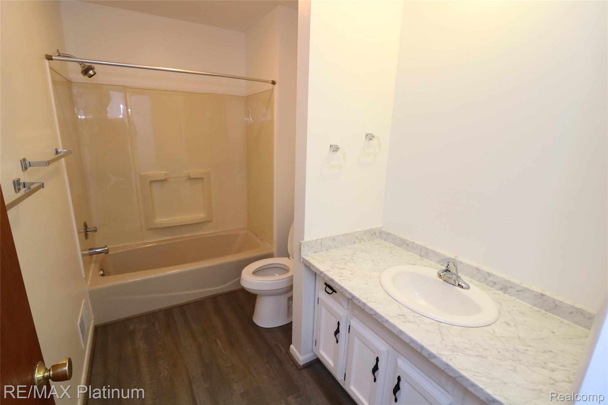 6791 Bergin Road Howell, MI 48843 - Photo 14 of 20 IMG_0632.JPG