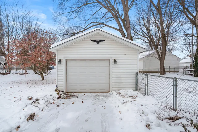 $184,900 | 153 North 23rd Street, Battle Creek, MI 49015