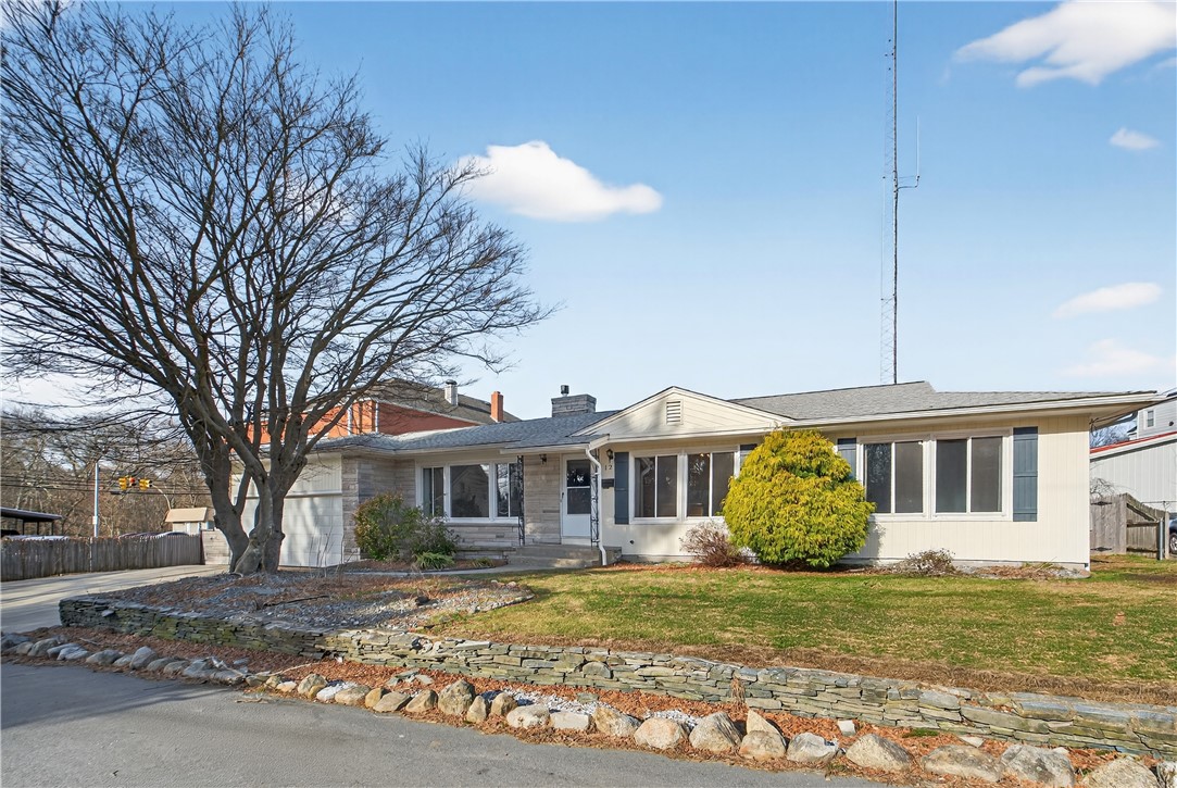 12 Hazard Street Coventry, RI 02816 - Photo 2 of 20