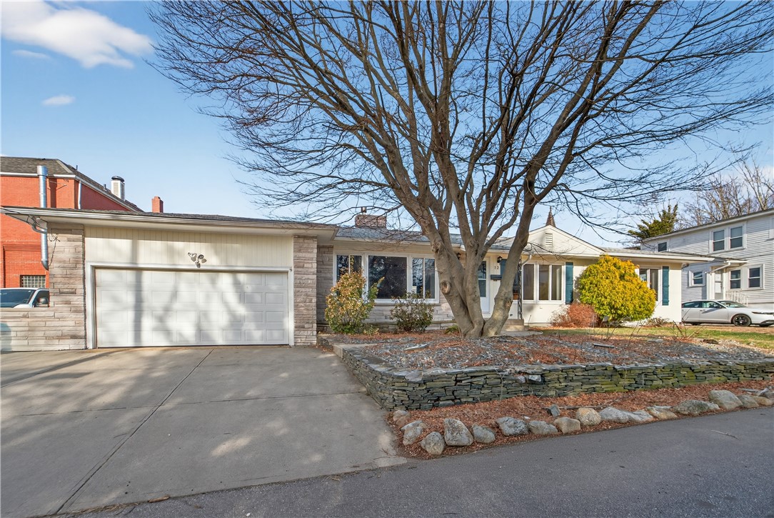 12 Hazard Street Coventry, RI 02816 - Photo 3 of 20