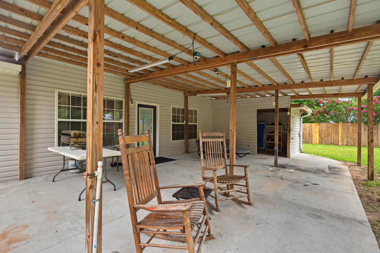 6107 Old Hickory Road Crestview, FL 32539 - Photo 33 of 43 38-38