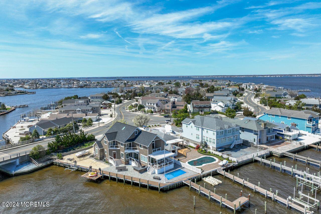 1 Pershing Boulevard Lavallette, NJ 08735 - Photo 5 of 58 photos_web_resolution_DJI_0939