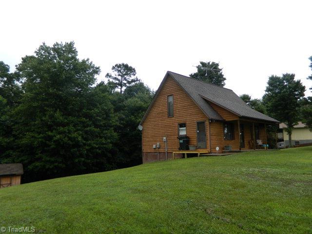 9952 Austin Traphill Road Traphill, NC 28685 - Photo 4 of 13 Gallery Image 4