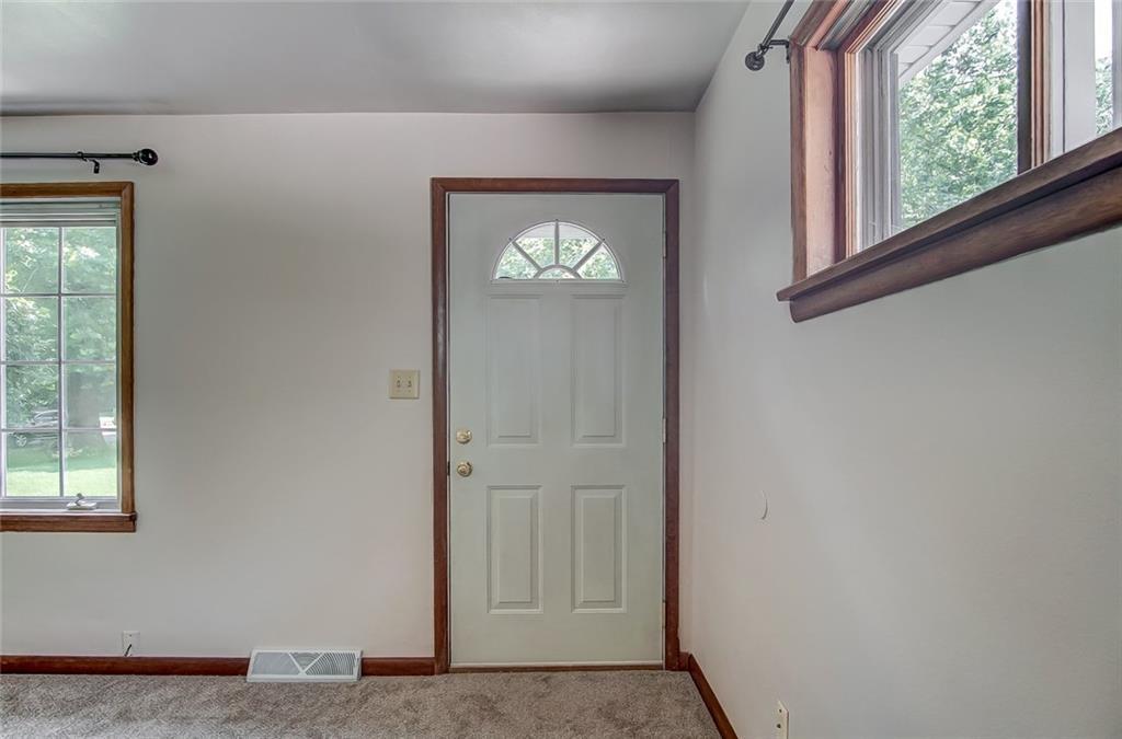 419 Aullwood Road Dayton, OH 45414 - Photo 4 of 40