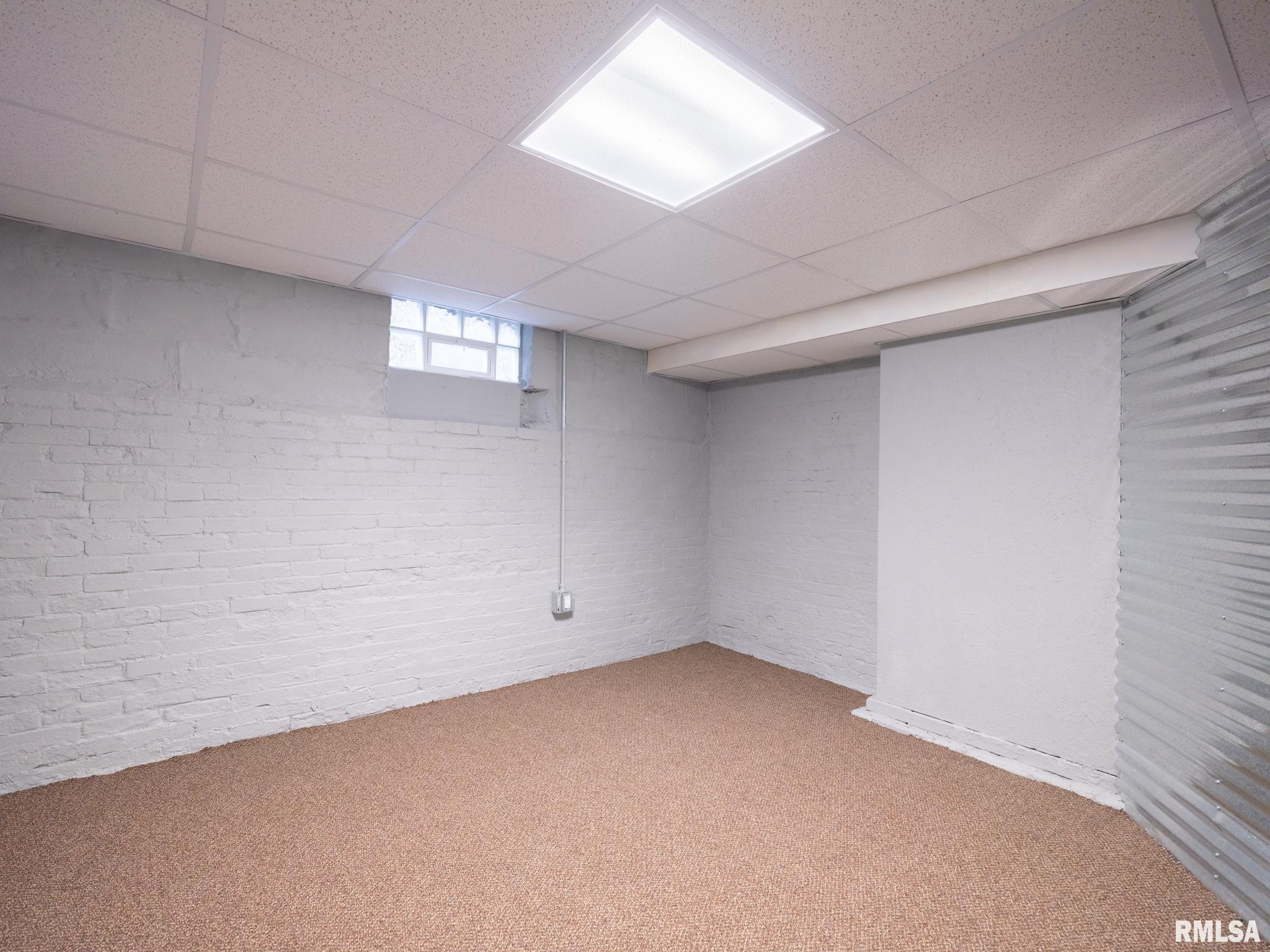 908 Broadway Road Pekin, IL 61554 - Photo 48 of 55 Gallery Image 48