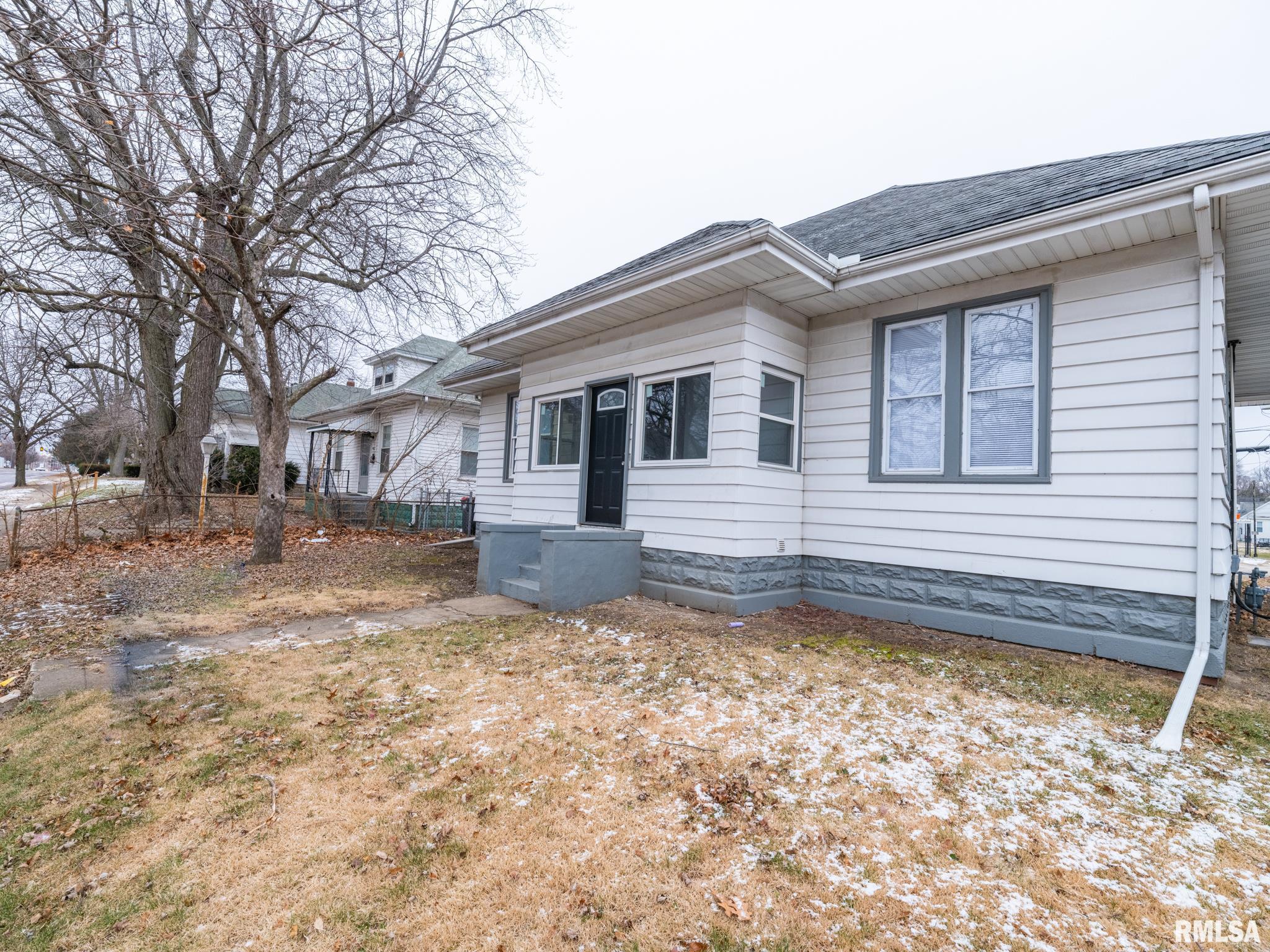 908 Broadway Road Pekin, IL 61554 - Photo 54 of 55 Gallery Image 54