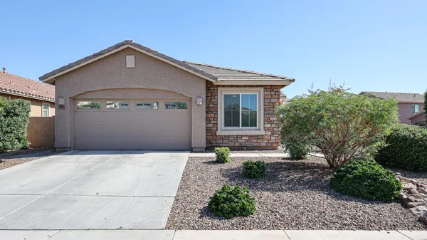 $2,400 | 19769 West Washington Street, Buckeye, AZ 85326